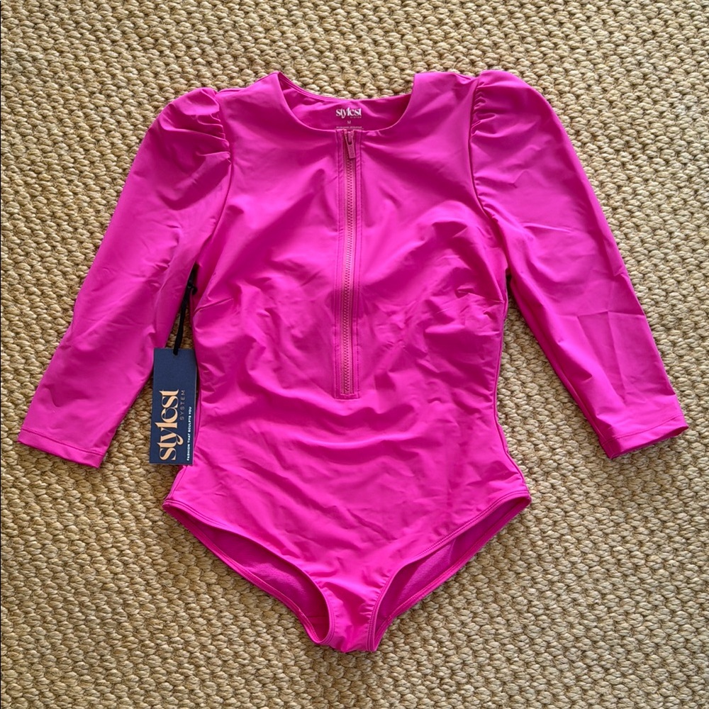 Stylest System DreamSculpt Puff Sleeve Zip PinkSwimsuit